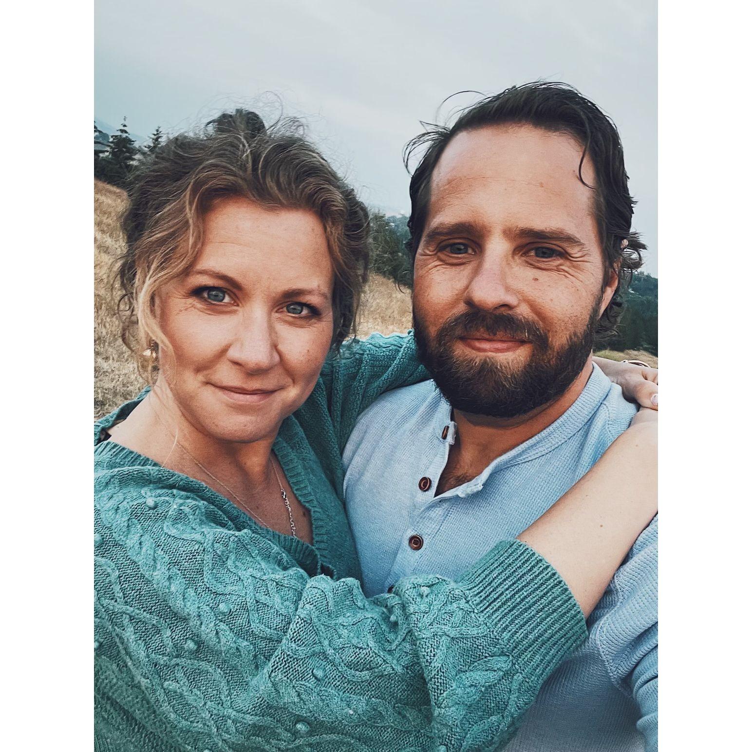 Ben wears a lot more blue now that Gwen is in his life.
