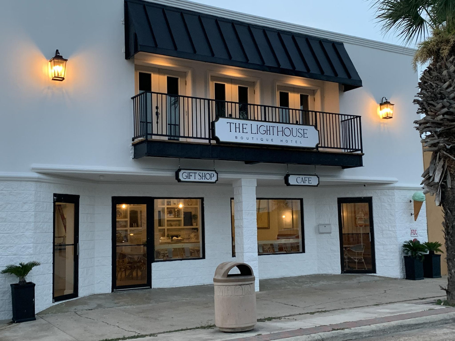The Wedding Website of Monserrath Barrientos-Salinas and Baldemar Morales II