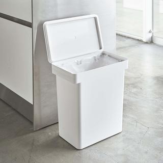 Tower Rolling Trash Can