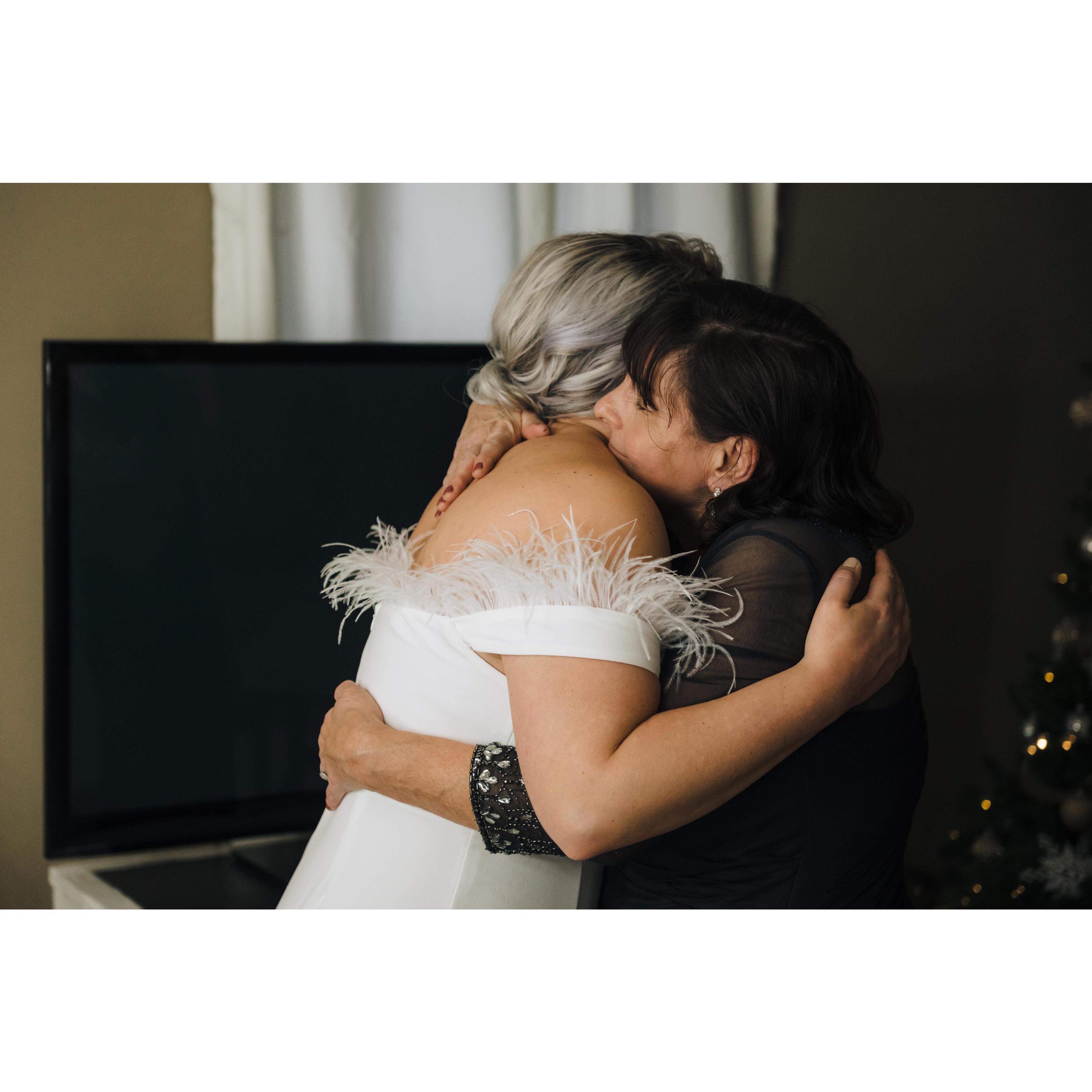 Mom's hugs are the best hugs - 12.12.2020