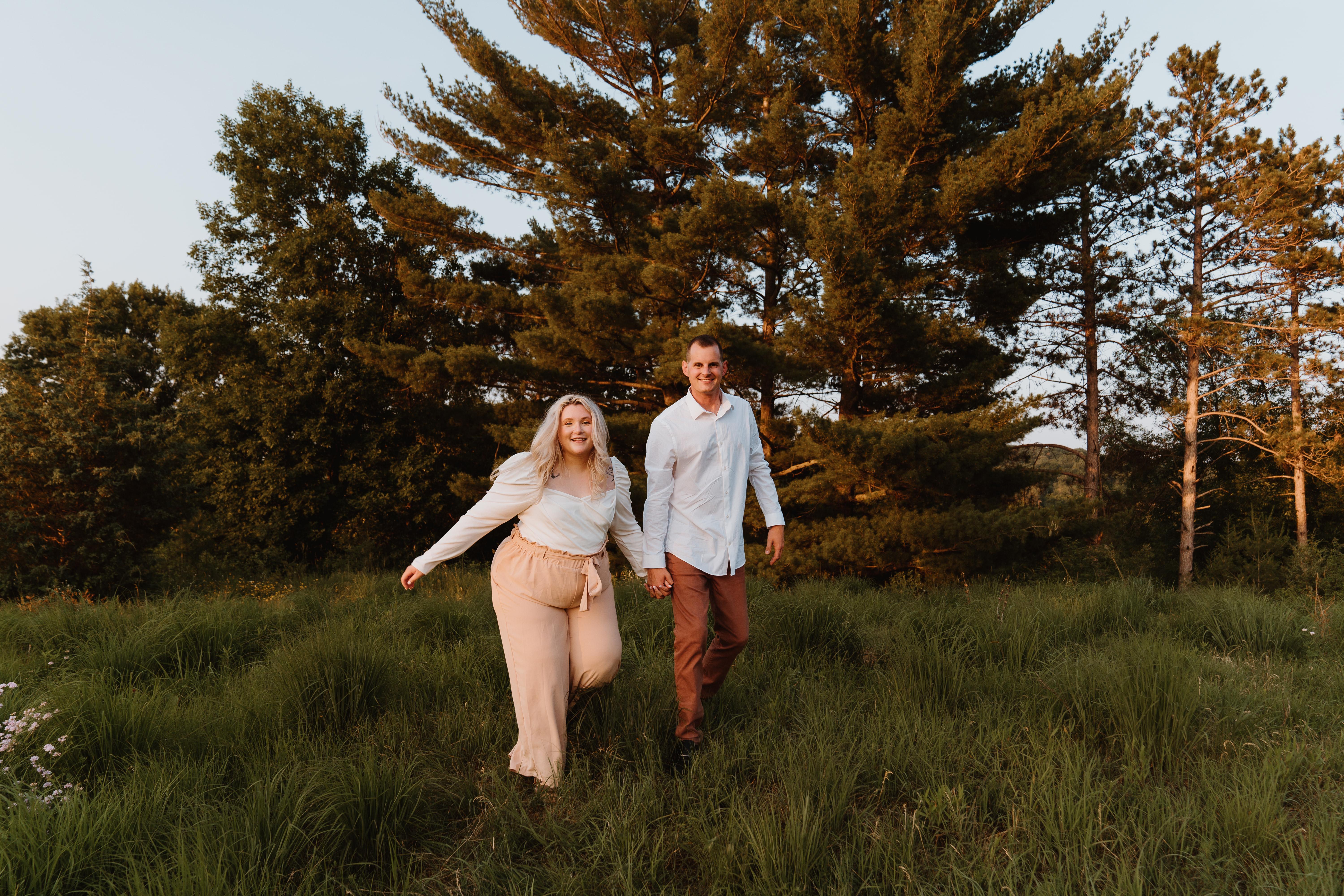 The Wedding Website of Amanda Downs and Austin Baab