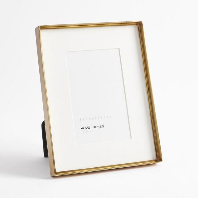 Stowe Modern Metal Frame, 7"x9" (4"x6" Opening) - Brass