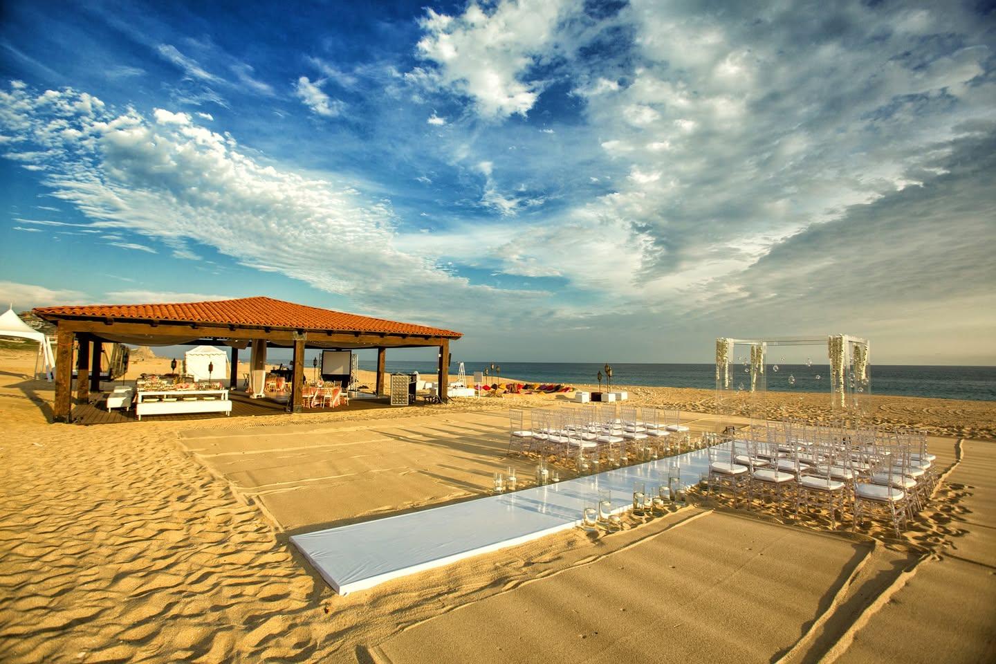 The Wedding Website of Zack Owens and Mariza Luna