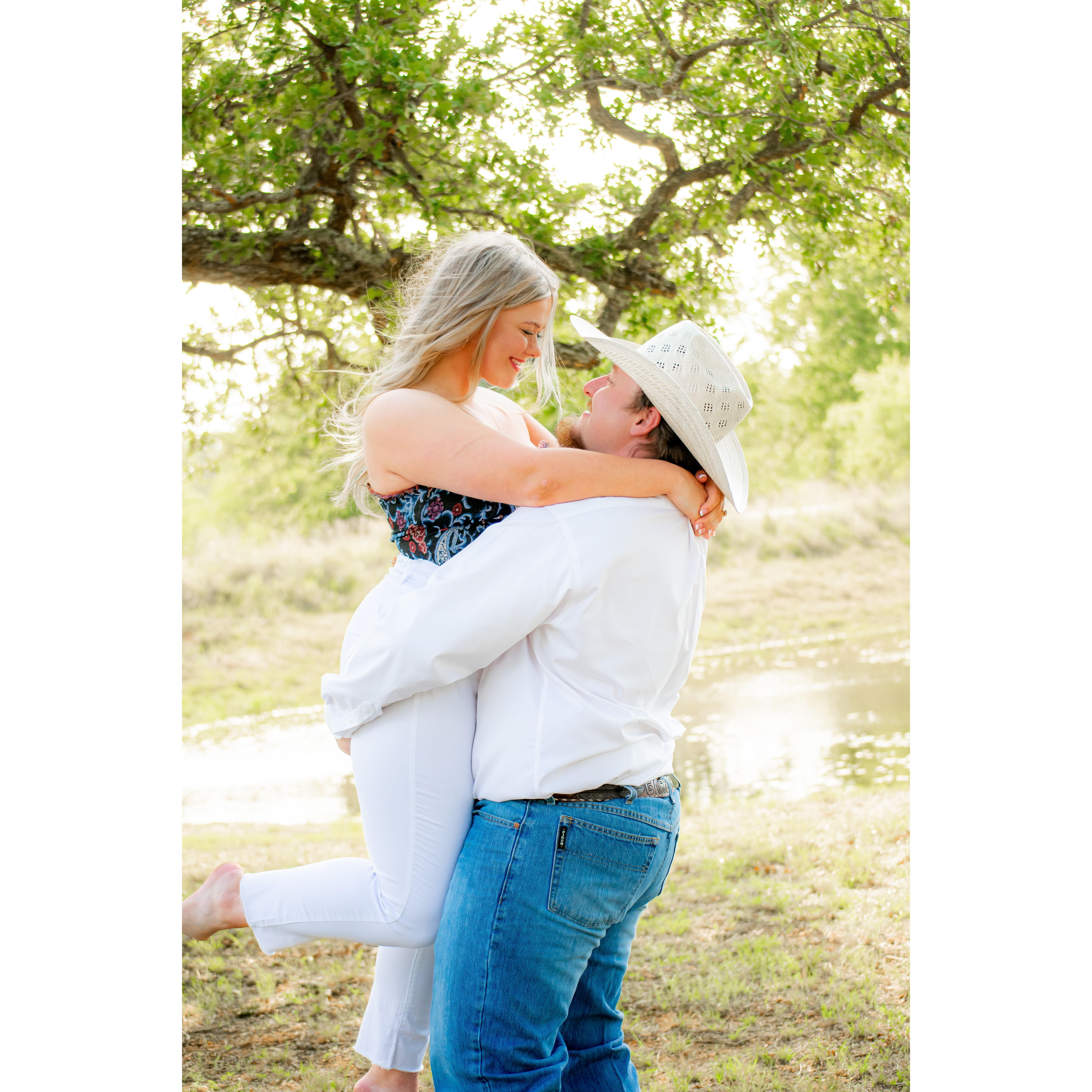 Engagement pictures!!!