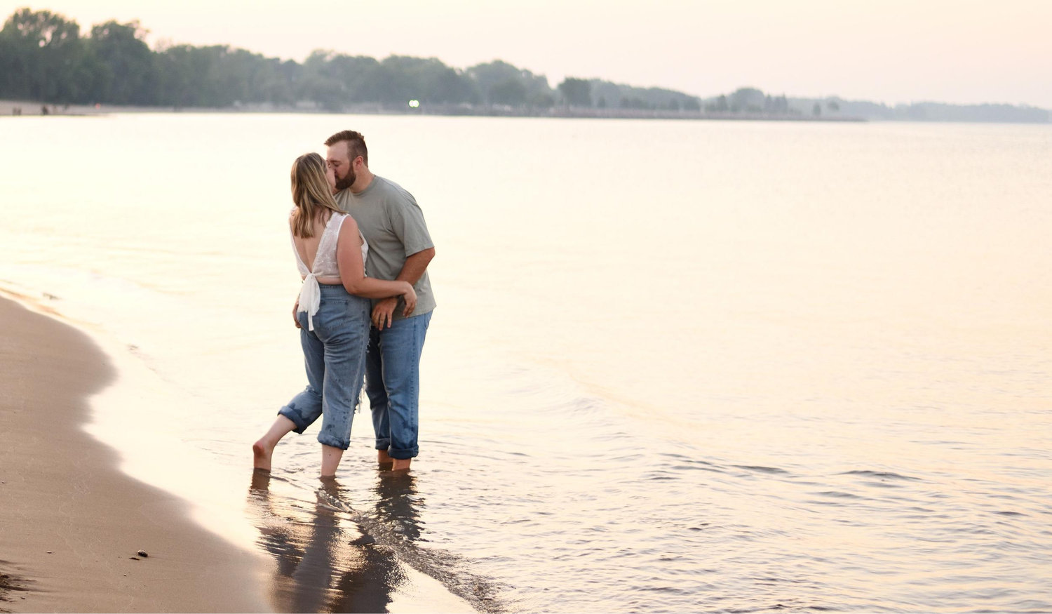 The Wedding Website of Allison Locy and Parker Reinhard