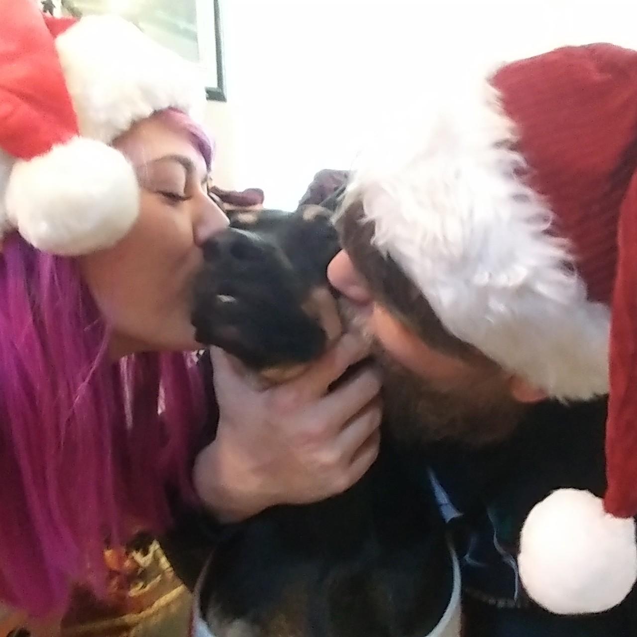 Maddi smooches 12/17
