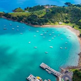 Waiheke Island Food & Wine Tour