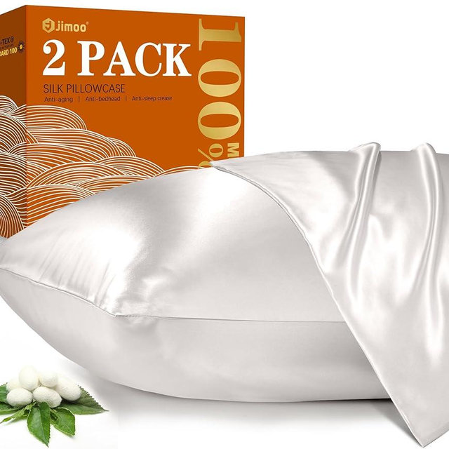 2 Pack 100% Mulberry Silk Pillowcase for Hair and Skin, 22 Momme Natural Silk Pillow Cases Set of 2 with Zipper, Silk Pillow Cover for Women Mom Men (2 Pack Ivory White, Standard 20''×26'')
