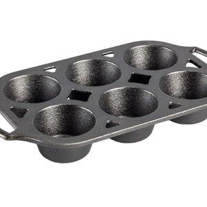 Lodge Muffin Pan