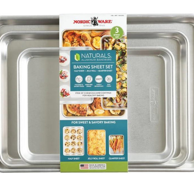 Nordic Ware Naturals 3-Piece Baking Sheet Set – Commercial-Grade Aluminum Sheet Pans, Rust-Resistant, Durable Bakeware for Cookies, Roasting & Everyday Cooking