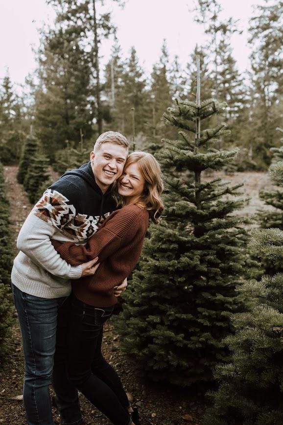 The Wedding Website of Isaac Grashoff and Julia Malinowski
