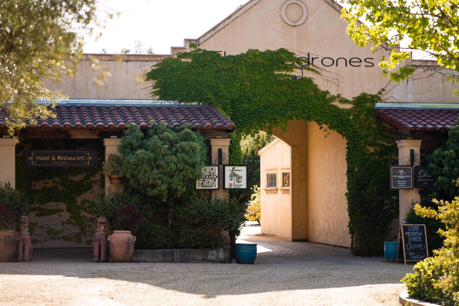 The Wedding Website of Erik Strasser and Noelle Silver