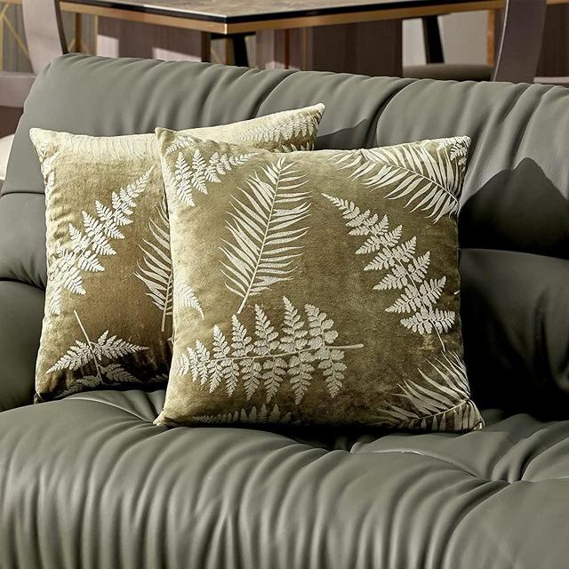 Decorative Pillow Cover Set of 2, Sage Green, 20 x 20 Inch Square Leafy Patterned Velveteen Cushion Covers with Invisible Zipper, Pillow Covers for Home Decor Couch Sofa Car