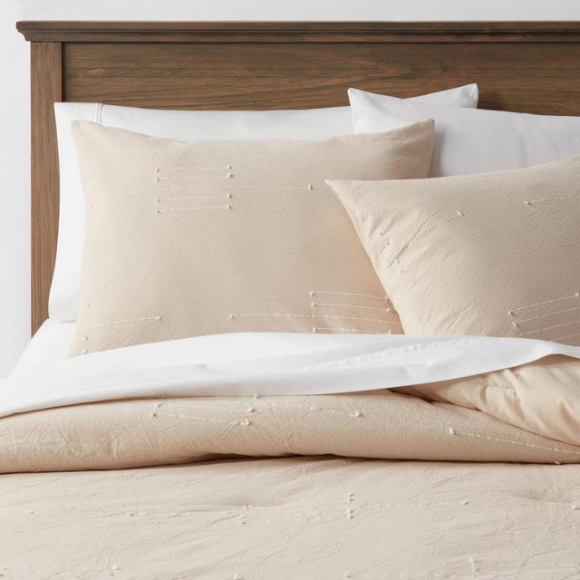 King Clipped Linework Comforter & Sham Set Khaki - Threshold™