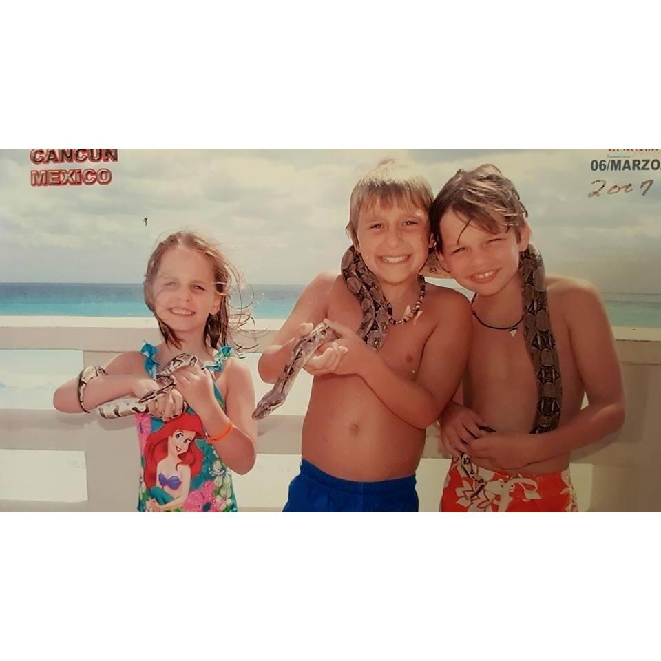 Cancun with the big brothers!