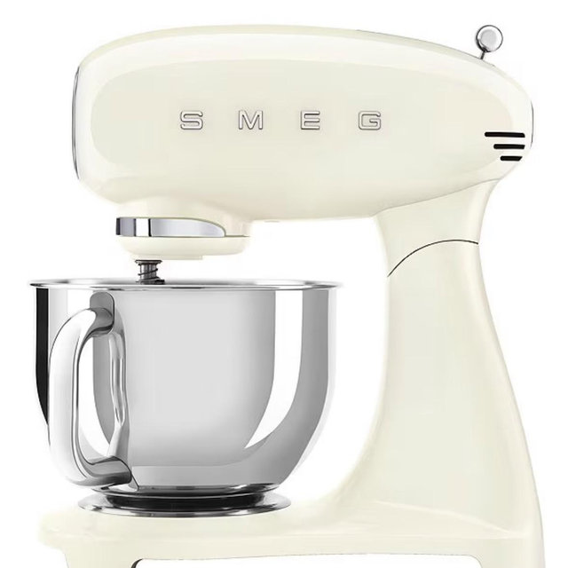 Smeg 50's Retro Model SMF035-Quart Stand Mixer with Stainless Steel Bowl