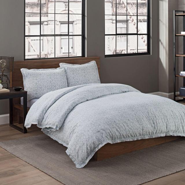 Garment Washed Solid Full/Queen Duvet Cover Set in Seaglass Medallion