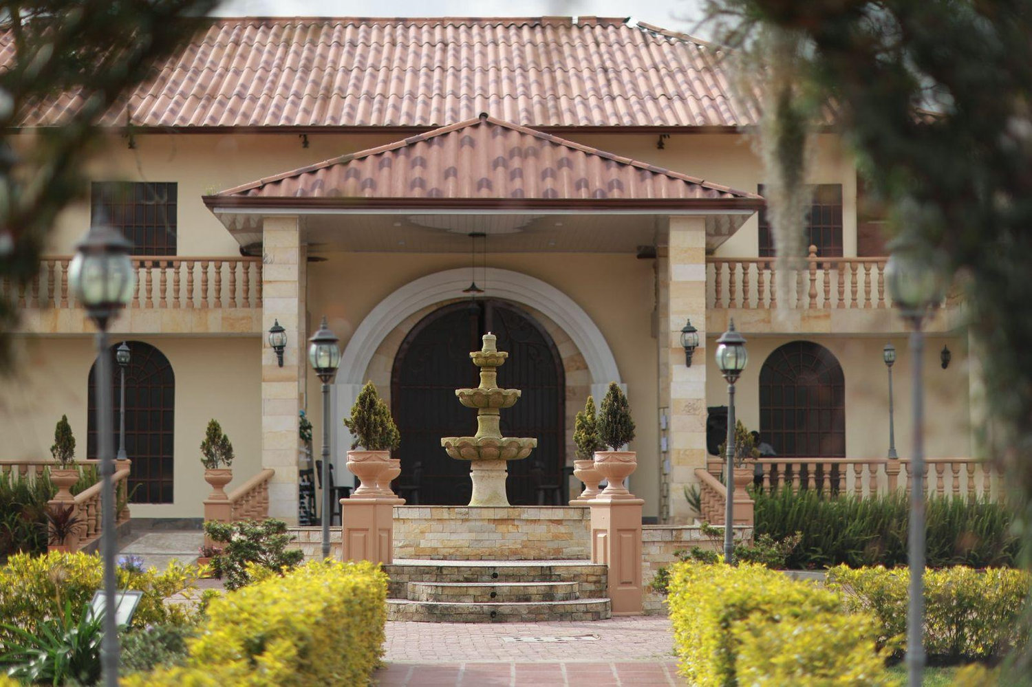 The Wedding Website of Michelle Arango and Jonathan Waldorf