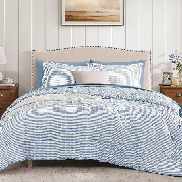 BLOOMHAVEN Queen Comforter Set - 7 Pieces Blue Gauze Muslin Bedding Sets for All Seasons, Lightweight Breathable Bed in a Bag Queen with Revesible Farmhouse Comforter, Sheets, Pillowcases & Shams