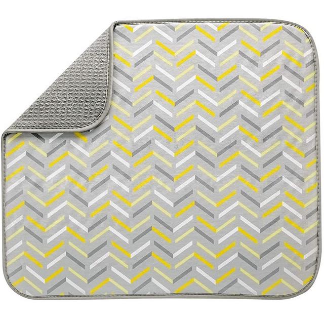 S&T INC. Absorbent, Reversible Microfiber Dish Drying Mat for Kitchen, 16 Inch x 18 Inch, Chevron