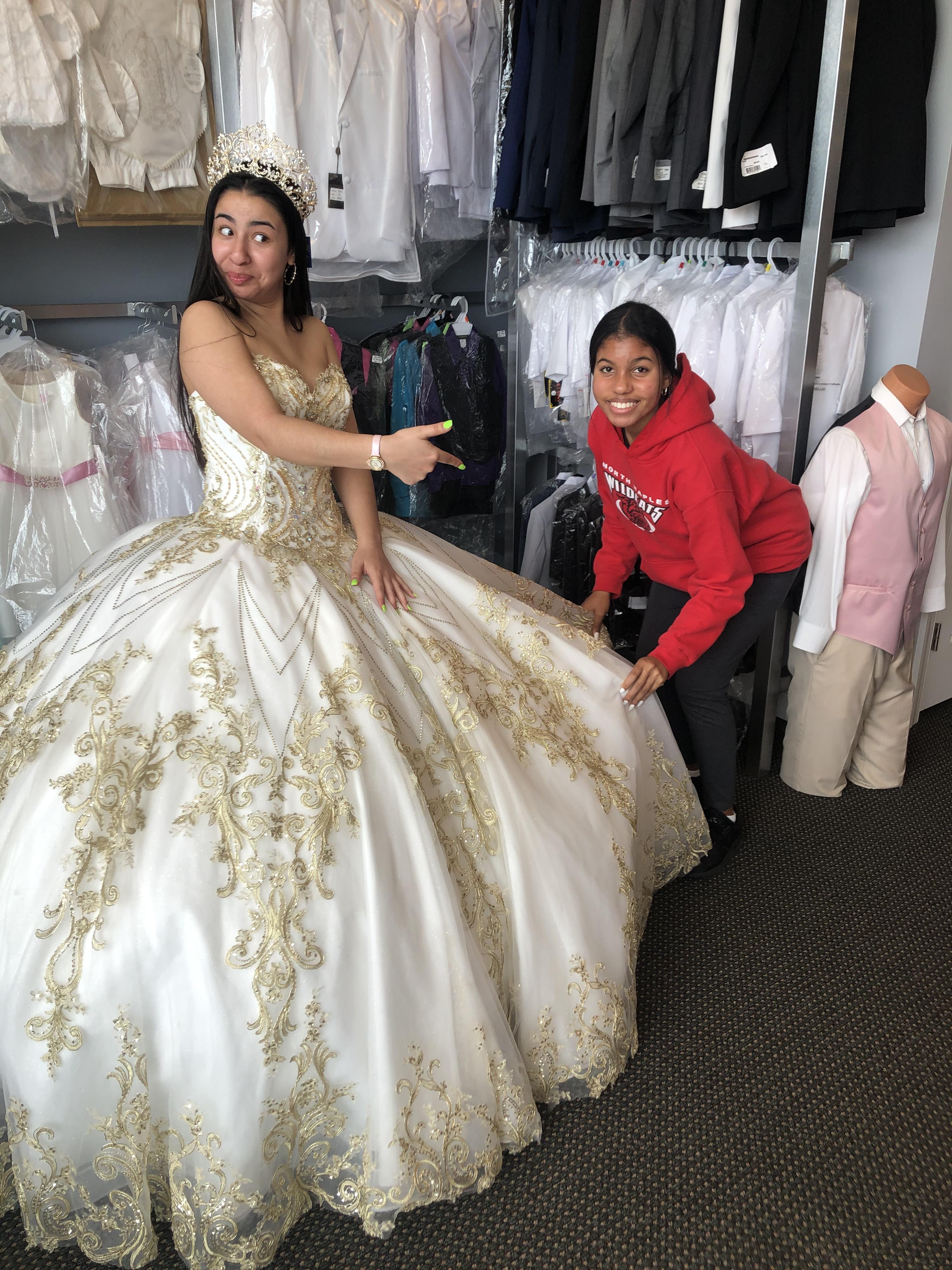 The Wedding Website of Jade Pereira and Introduced to society Quince 2020