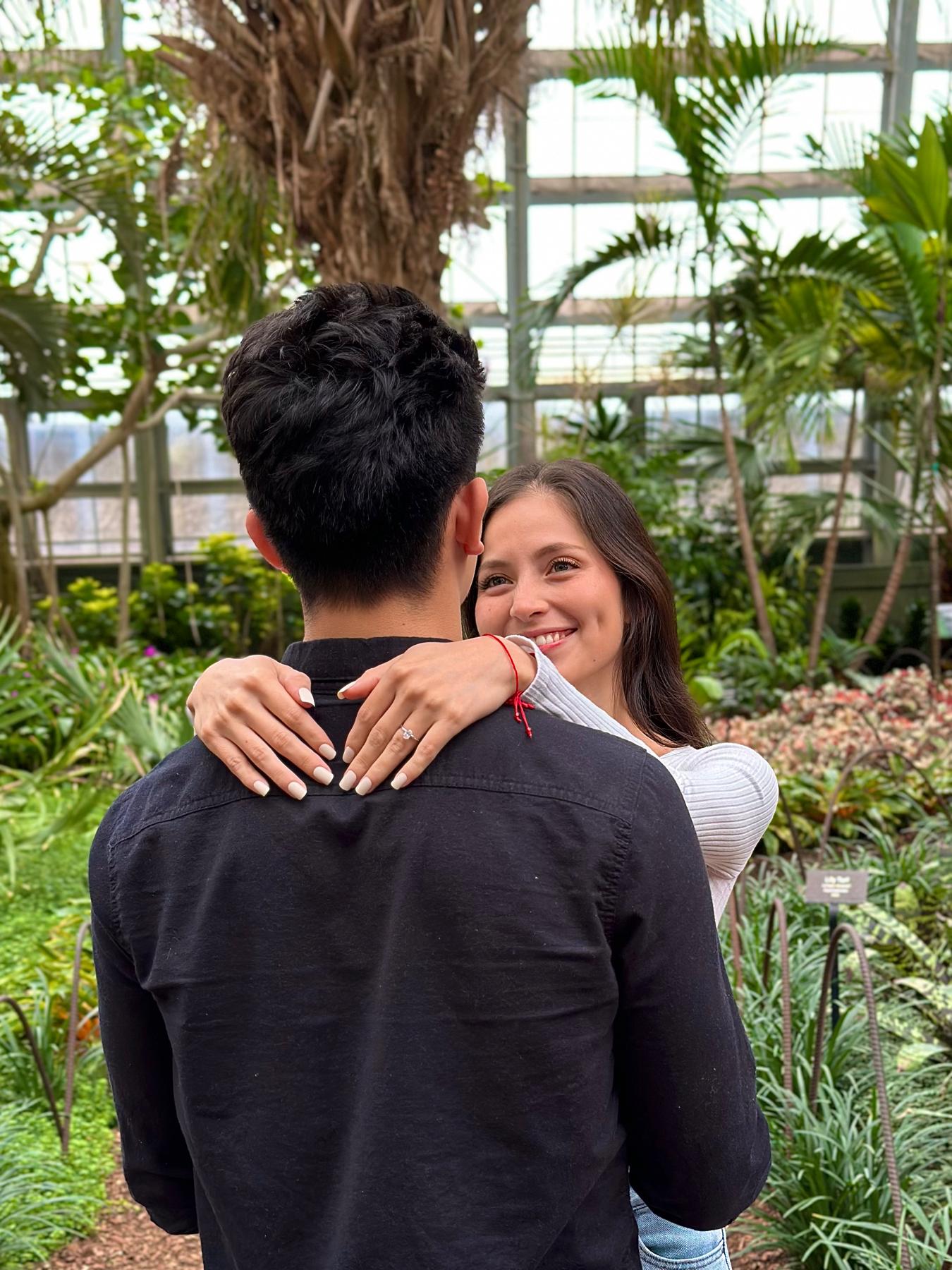 January 6th, 2023
Our first engagement photos at Garfield Park Conservatory in Chicago.