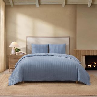 European 3-Piece Linen Quilt Set