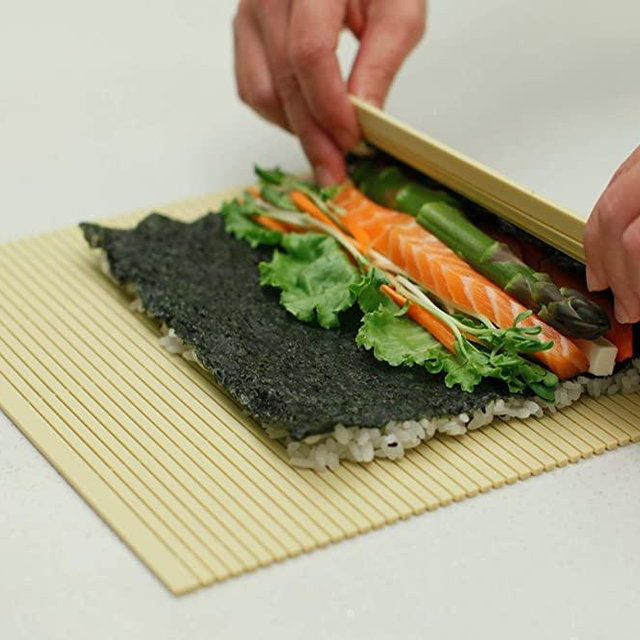 PAT & DORIS Deluxe Nonstick Sushi Mat Plastic Sushi Rolling Mat Makisu Sushi Roller 10.5" x 9.8" プロ仕樣巻きす ポリプロピレン 27cm x 25cm