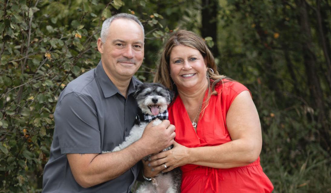 The Wedding Website of Paula Larsen and Tony Salm