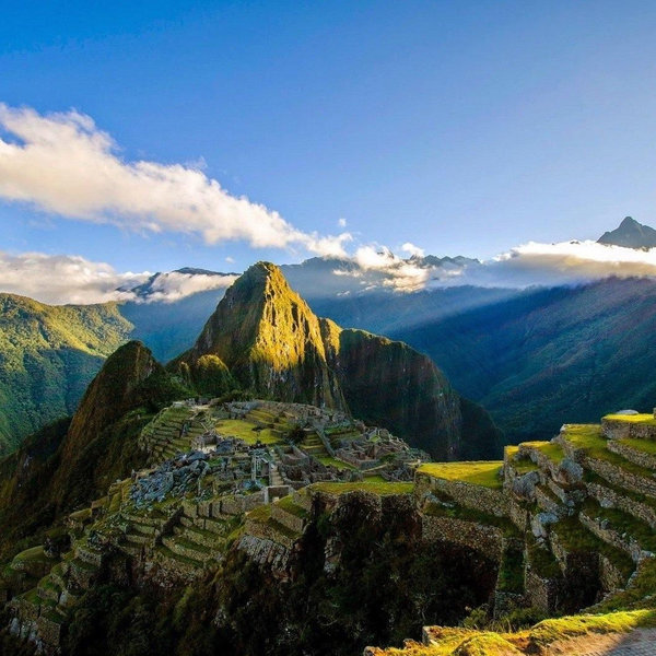 Honeymoon Hiking Machu Picchu