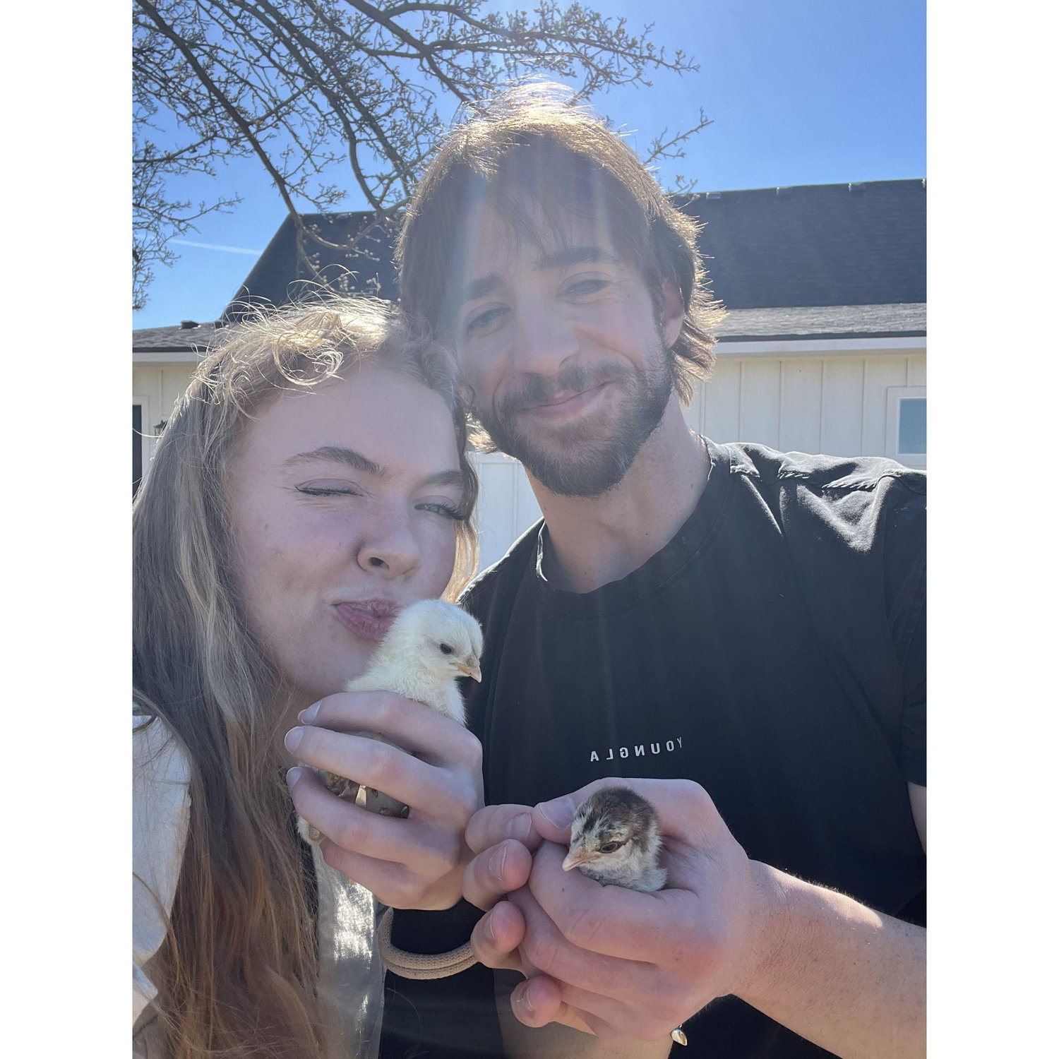 Who's chick is cuter ?
