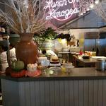 Lunch On Limoges