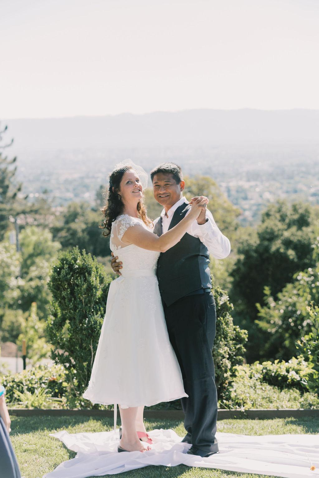 The Wedding Website of Oliver Capio and Robyn Capio