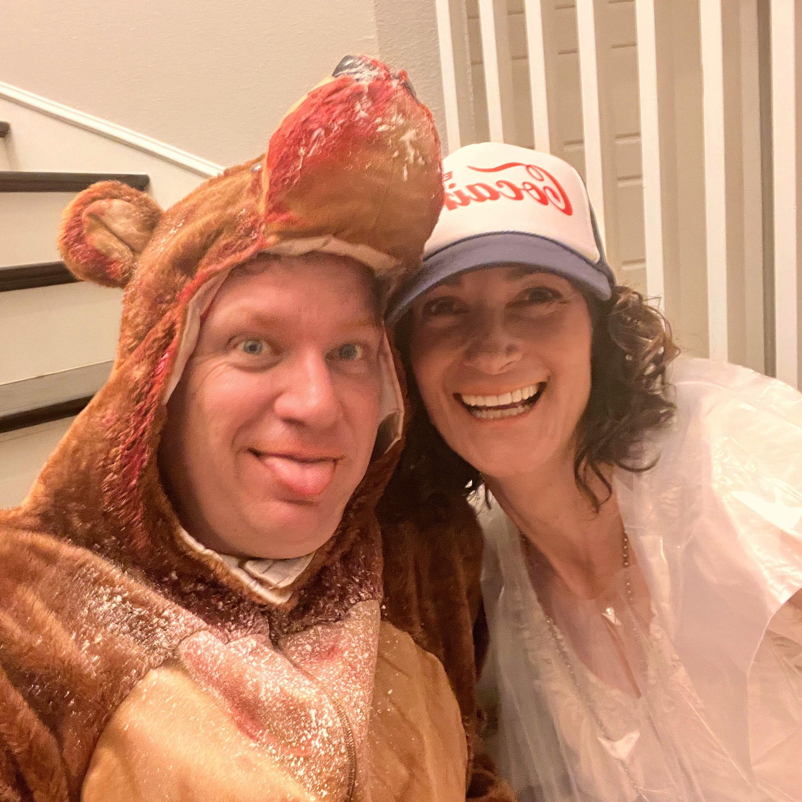 Couples who costume together, stay together. 🎃