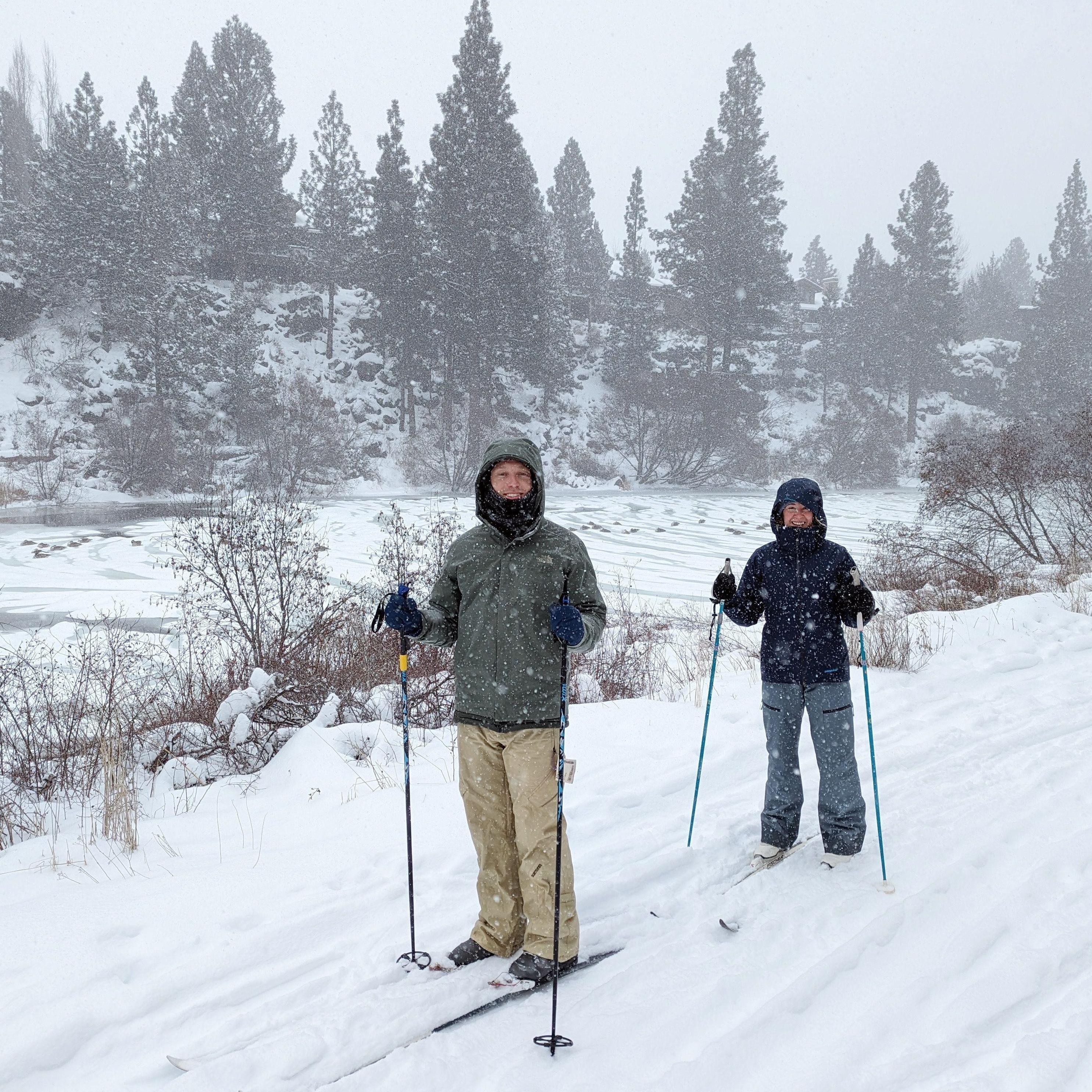 Cross country skiing out the front door in Bend (2024)