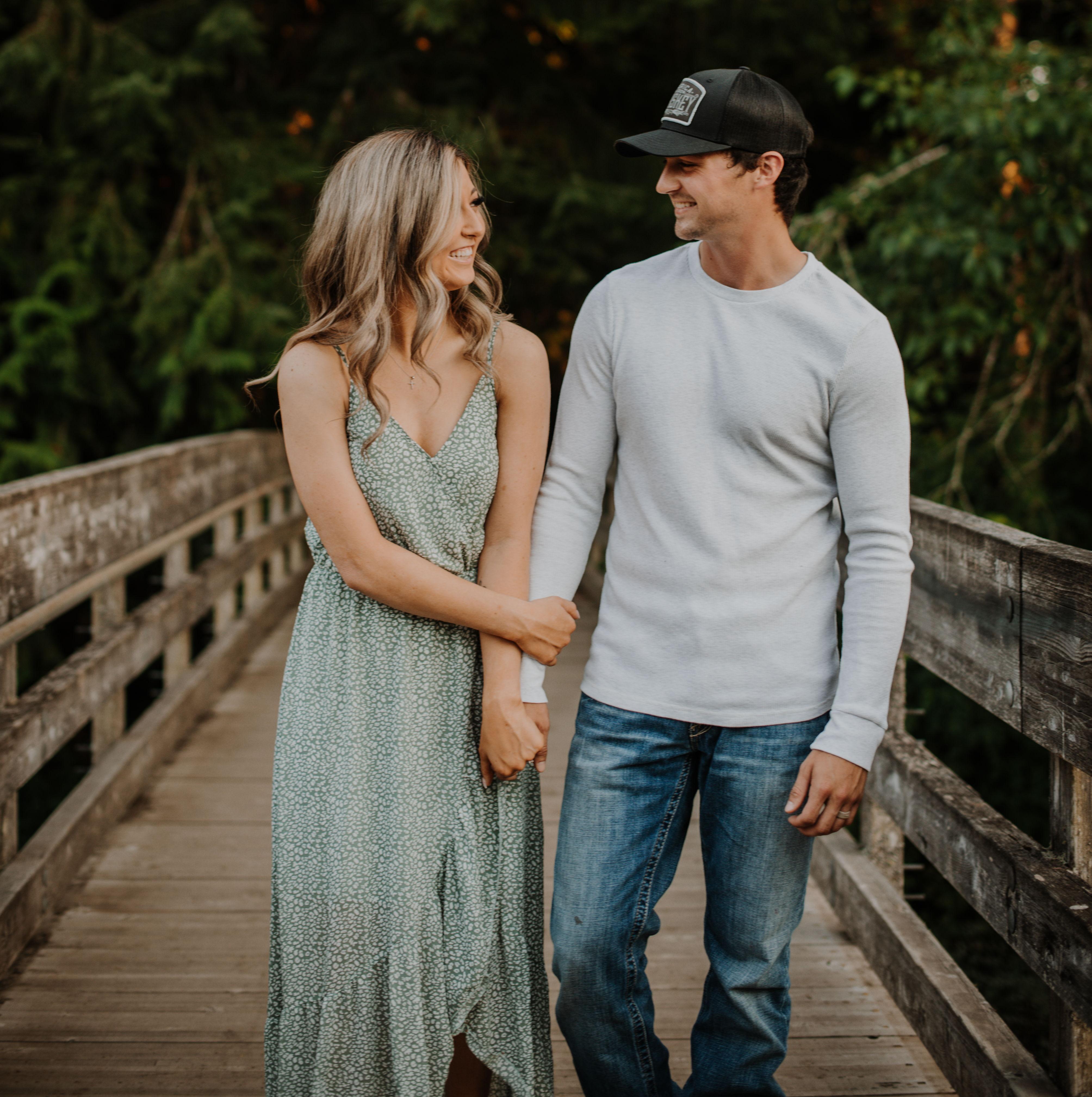 The Wedding Website of Elizabeth Jenkins and Jordan March