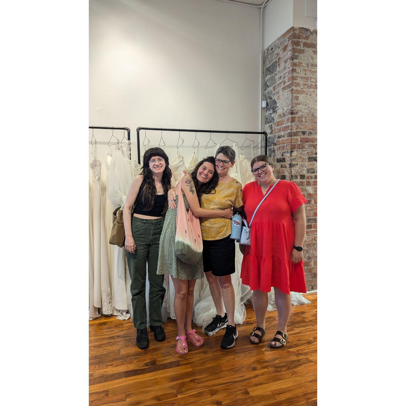 DRESS CREW!!!! Shout out to these wonderful women (Tayler not pictured, but still involved and wonderful) for helping me find my dream dress!
