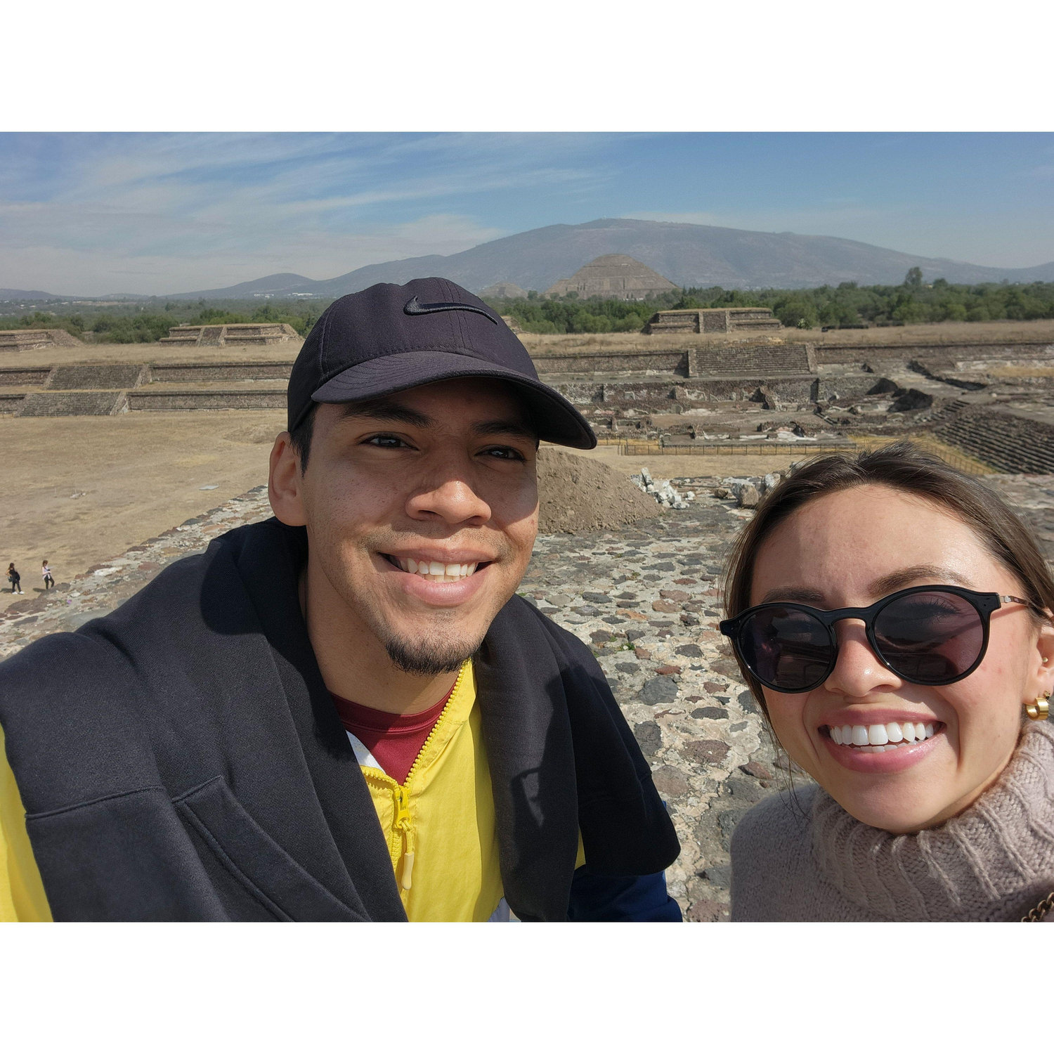 En las piramides de Teotihuacan