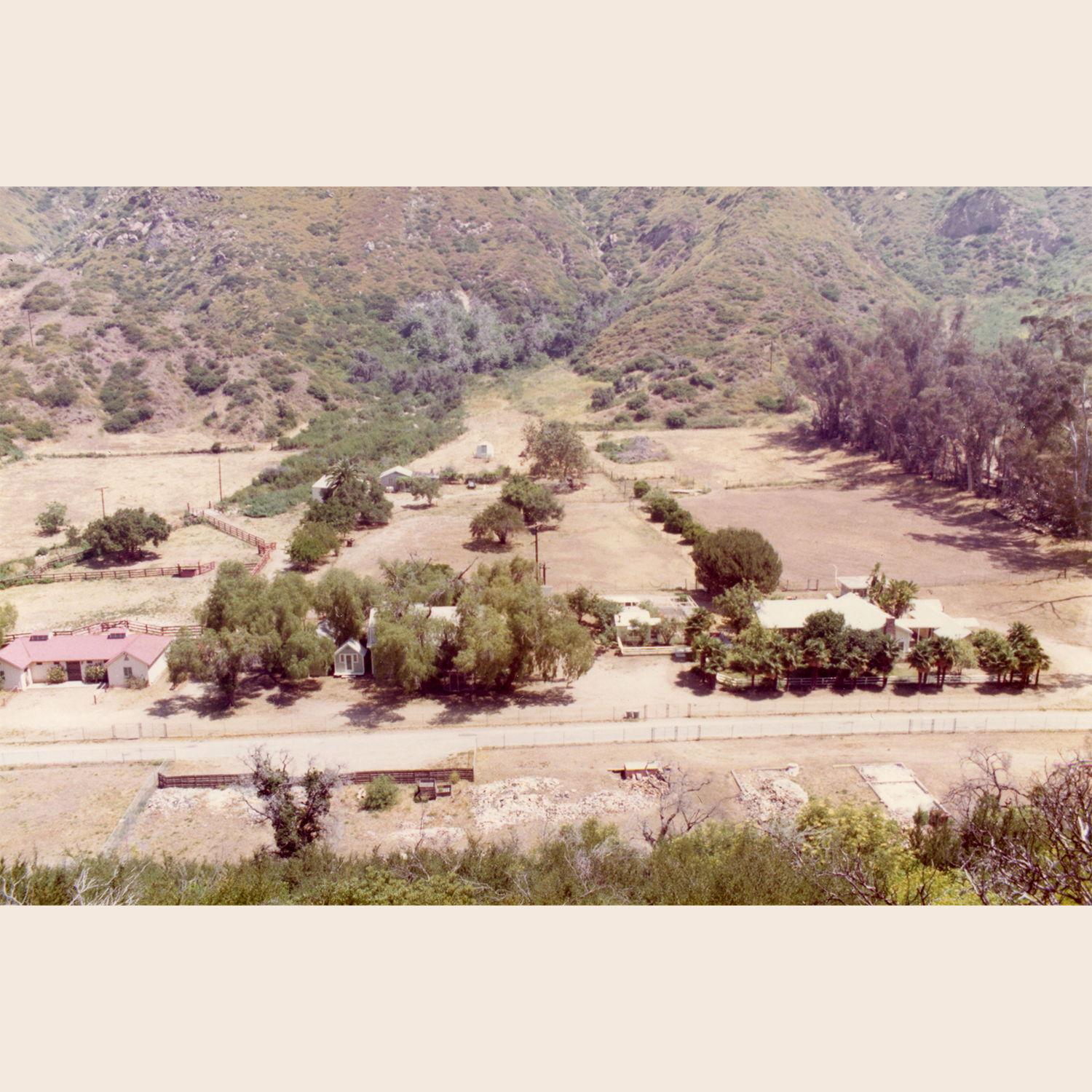 Aerial view of Laudamus Farm, 1974.