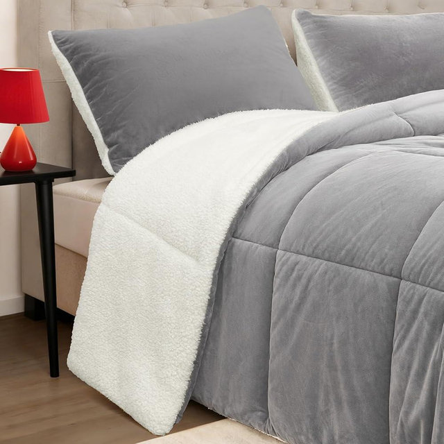 Fluffy Sherpa Queen Comforter Set 3 Pieces, Thick Reversible Down Alternative Fleece Comforter & 2 Pillow Shams,Super Soft Micromink Winter Warm Plush Bedding Comforter Sets (Light Grey, Queen)