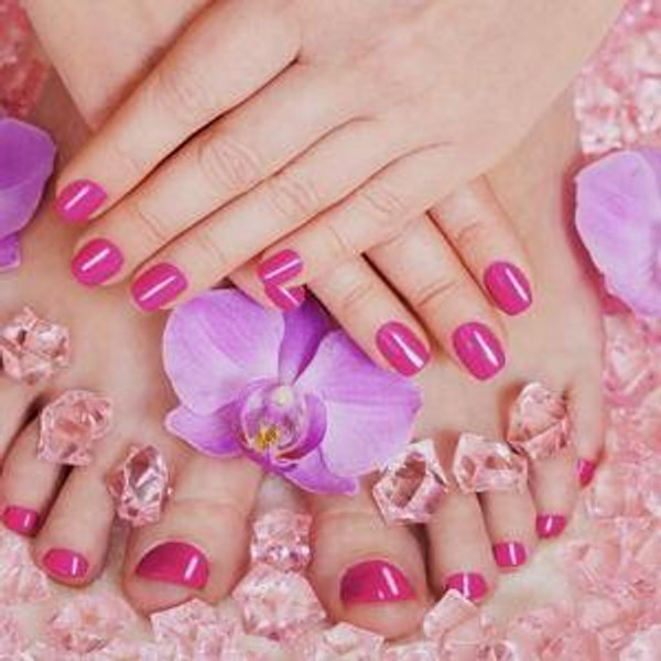 Mani/Pedi