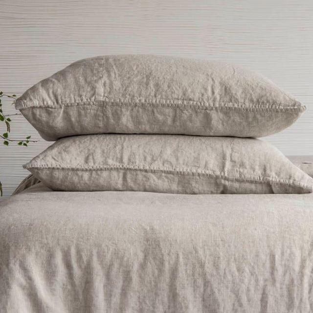 Linen Pillowcases in Caramel