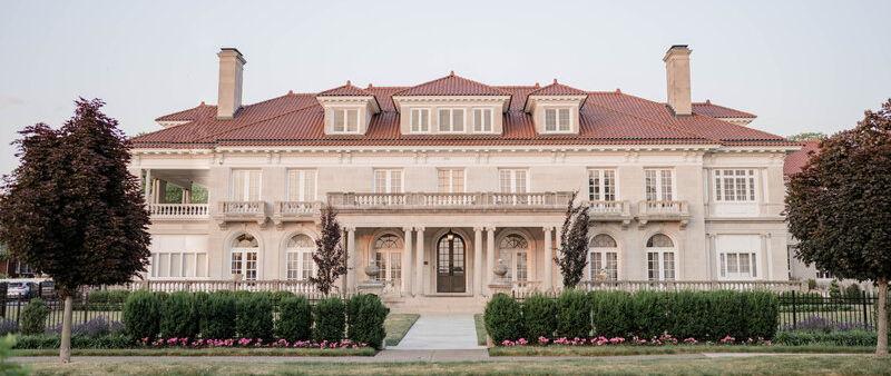 The Wedding Website of Davia Berridge and Austin Good