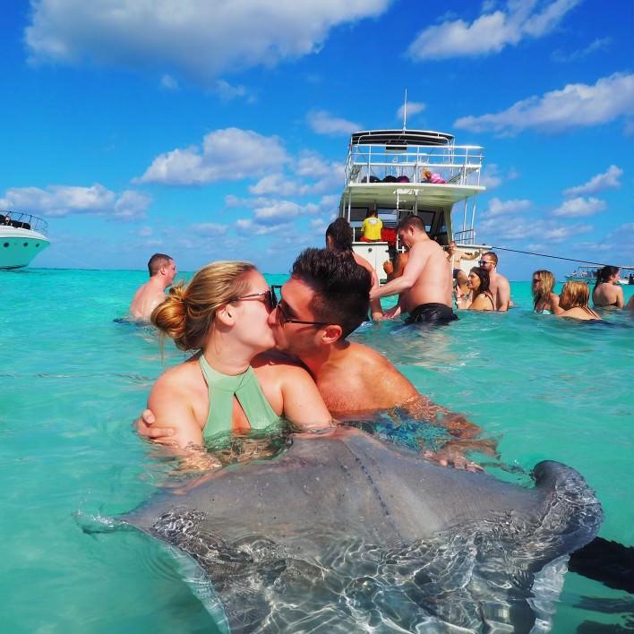 My ~ray~ of sunshine. Spring break in the grand caymans.