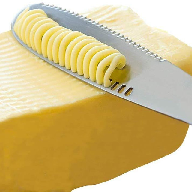 Stainless Steel Butter Spreader, 3 in 1 Kitchen Knife Gadgets Curler Slicer Spreader with Serrated Edge for Cutting and Spreading Butter Cheese Jam (1pcs)