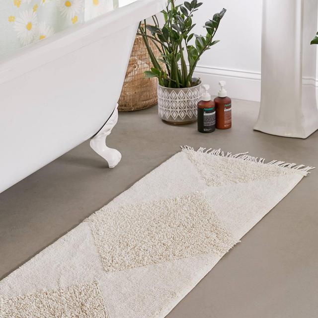 Looped Geo Runner Bath Mat