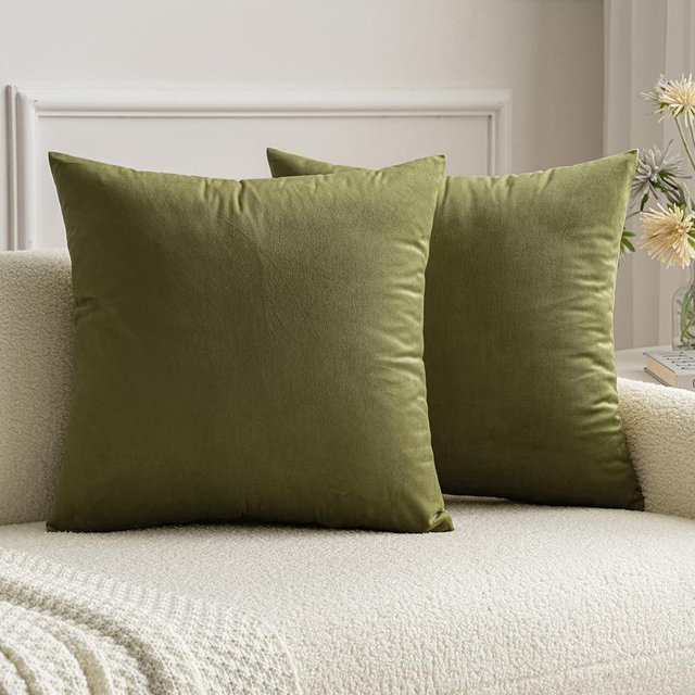 MIULEE Pack of 2 Olive Green Pillow Covers 18x18 Inch Decorative Velvet Throw Pillow Covers Modern Soft Couch Throw Pillows Farmhouse Home Decor for Spring Sofa Bedroom Living Room