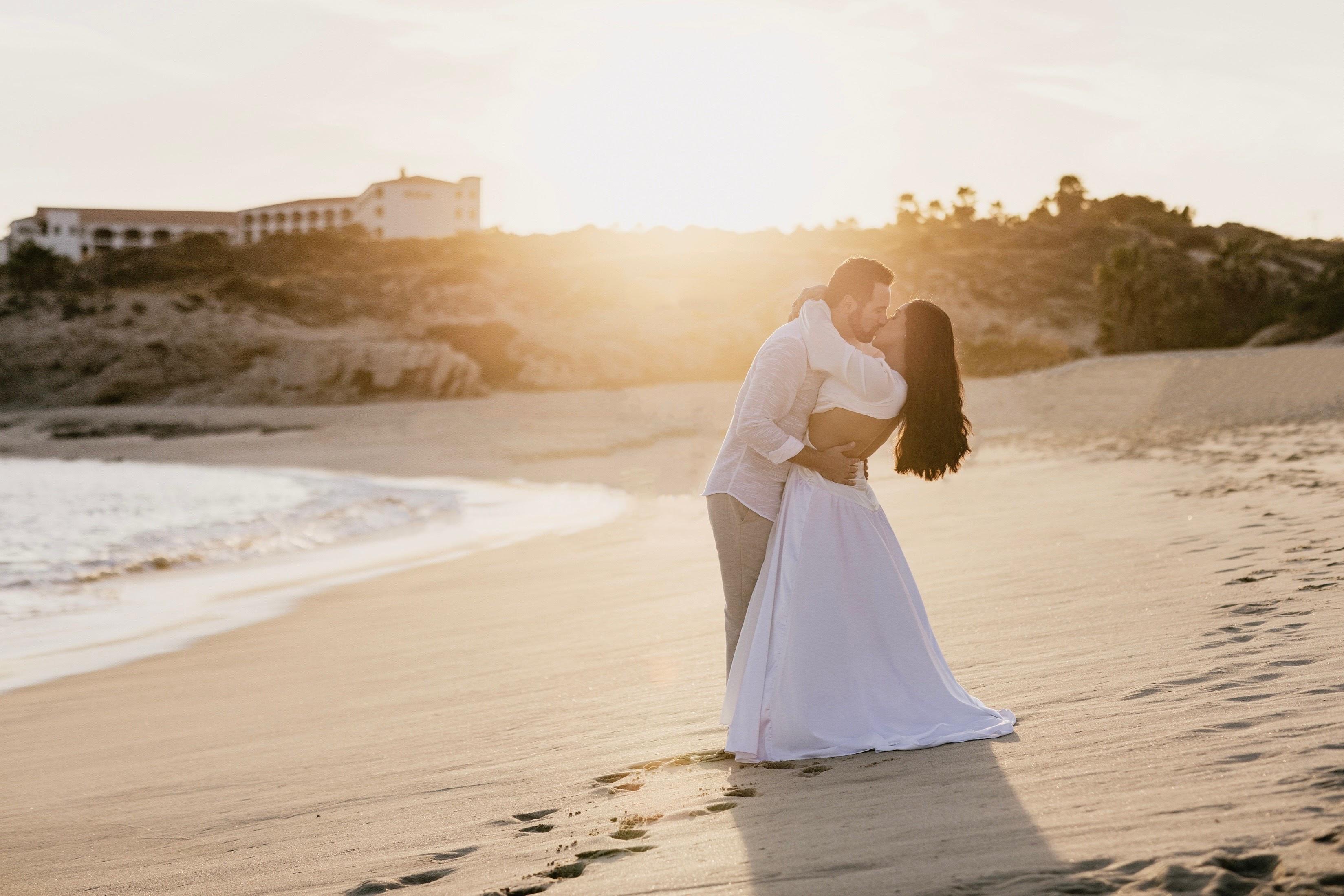 The Wedding Website of Nallely De Leon and Travis Timmins