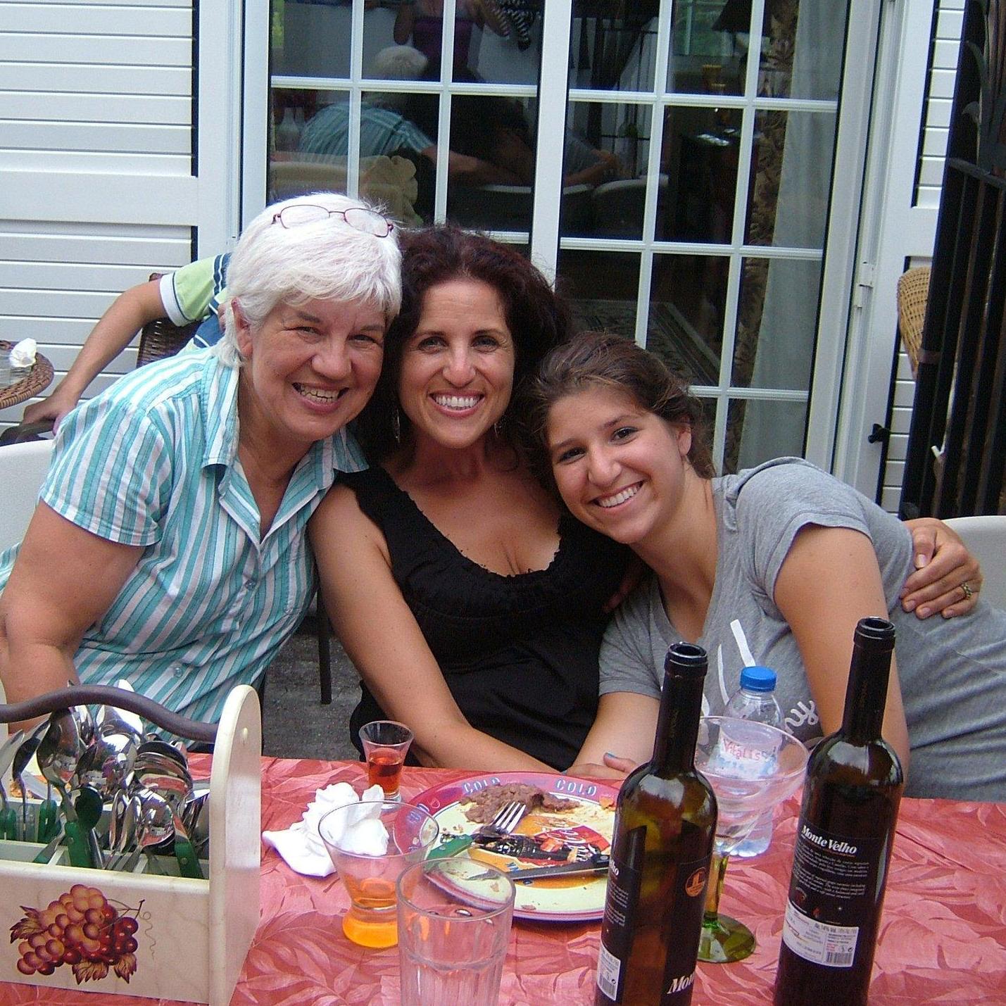 Marina, her mother, and grandmother in Pico.