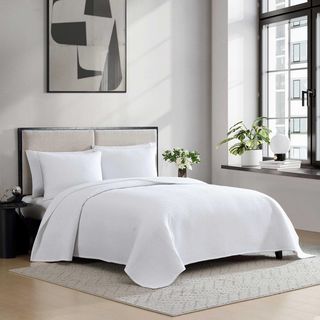 Cotton Voile 3-Piece Reversible Quilt Set